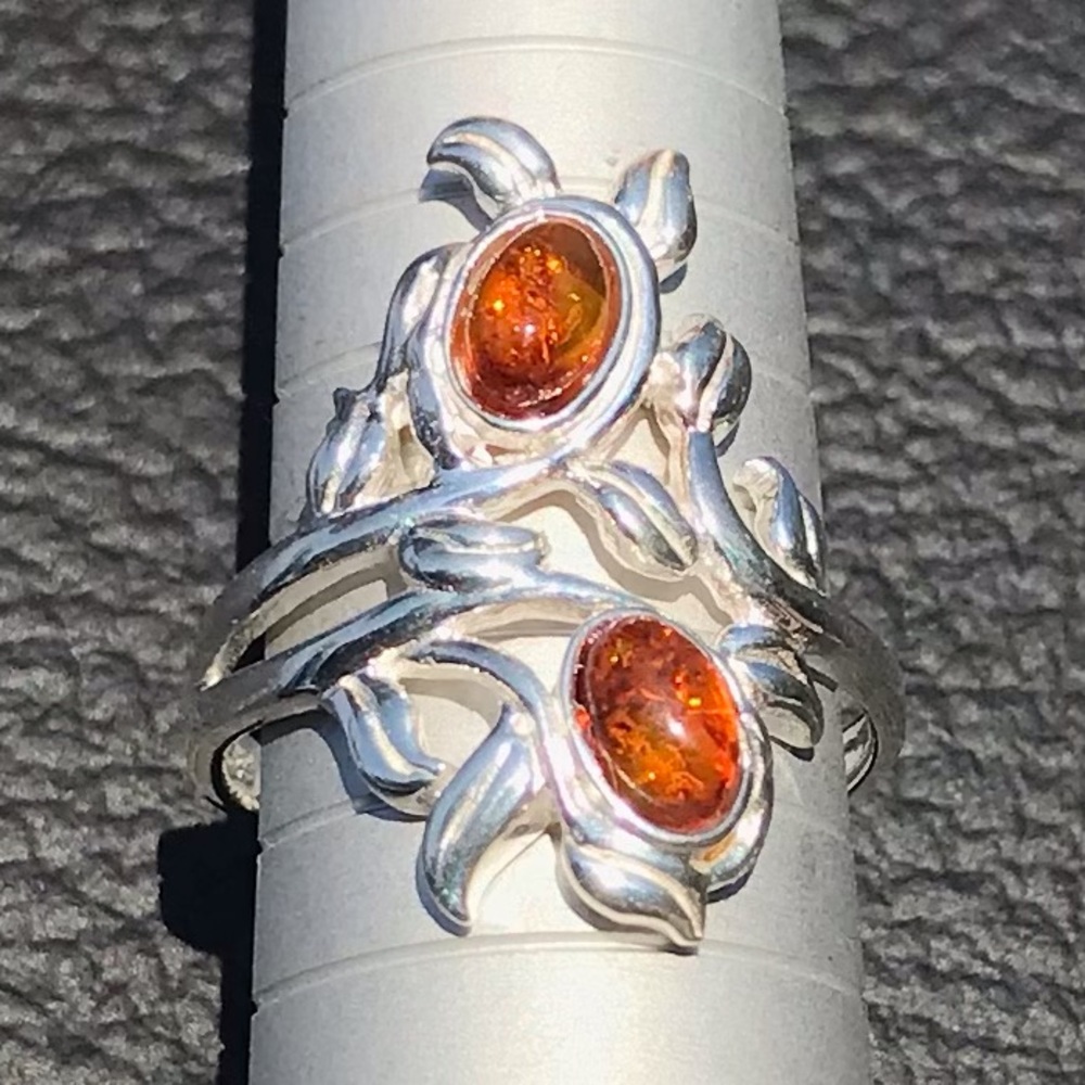 NWOT Real AMBER Oval Cabochon Cut Gemstones STERLING SILVER 925 Ring Size 8-1/2 - Picture 1 of 5